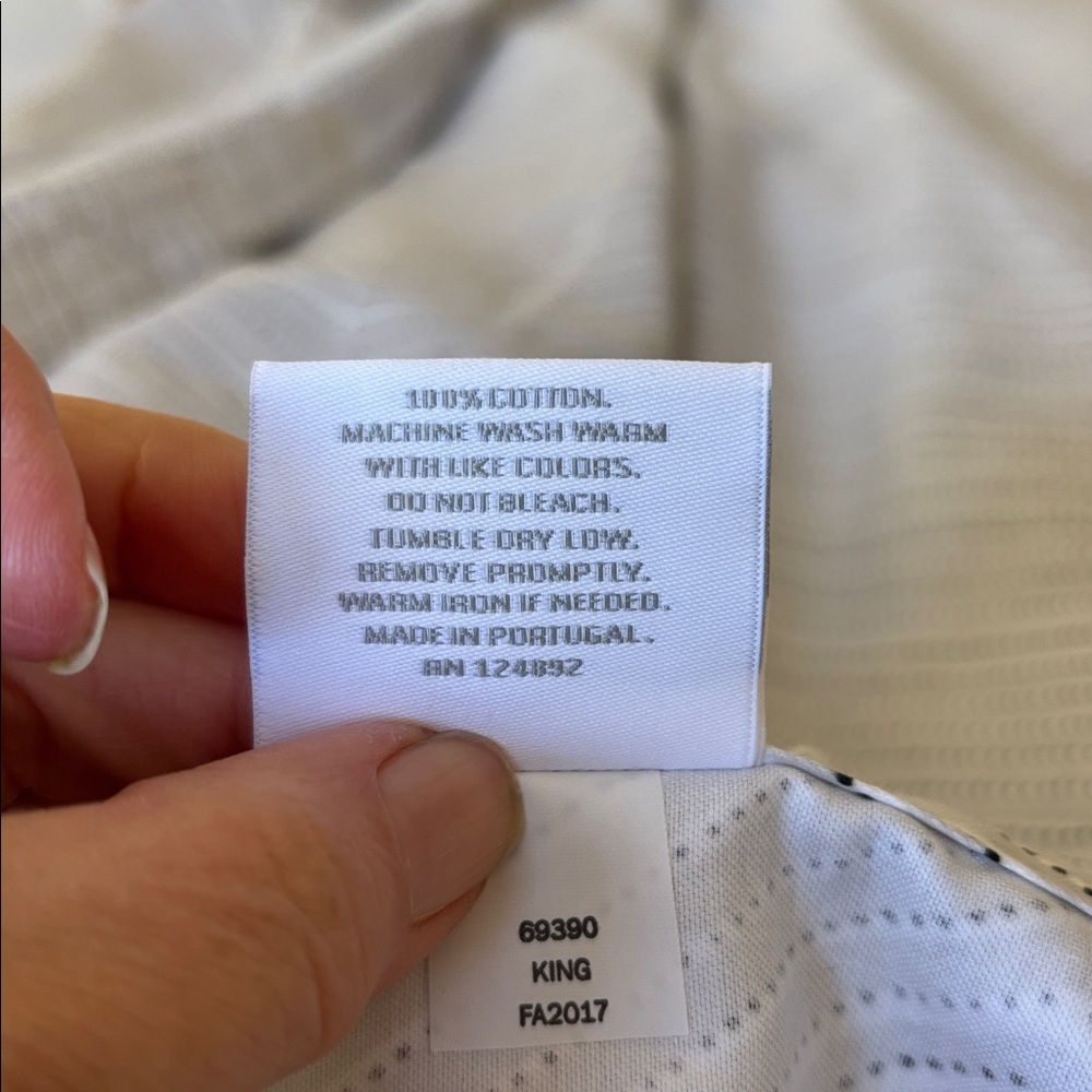 Serena & Lily king size cotton Duvet Cover - Picture 6 of 6